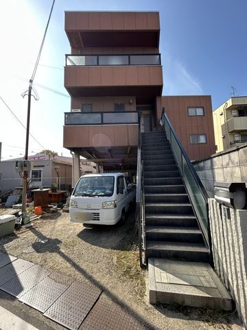 7LDK Steel-Frame House for Sale in Sakai Kita Ward, Osaka - Thumbnail 4