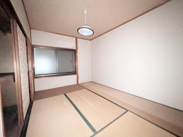 7K Used Townhouse for Sale in Yao City, Osaka - Thumbnail 3