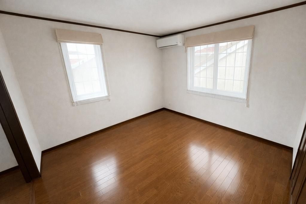 5SLDK House with Rooftop Terrace for Sale in Settsu City, Osaka - Thumbnail 3