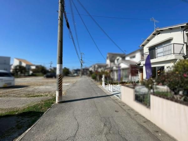 Renovated 2LDK House Near Miyamae Station in Wakayama City - Thumbnail 4