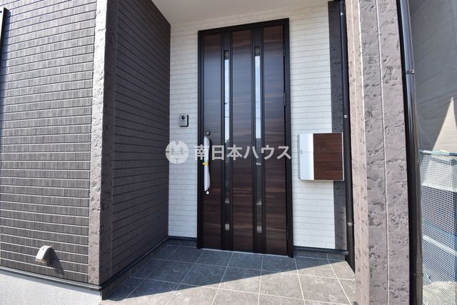 Modern 3SLDK House in Kagoshima's Hoshigamine | Near Schools & Station - Thumbnail 3