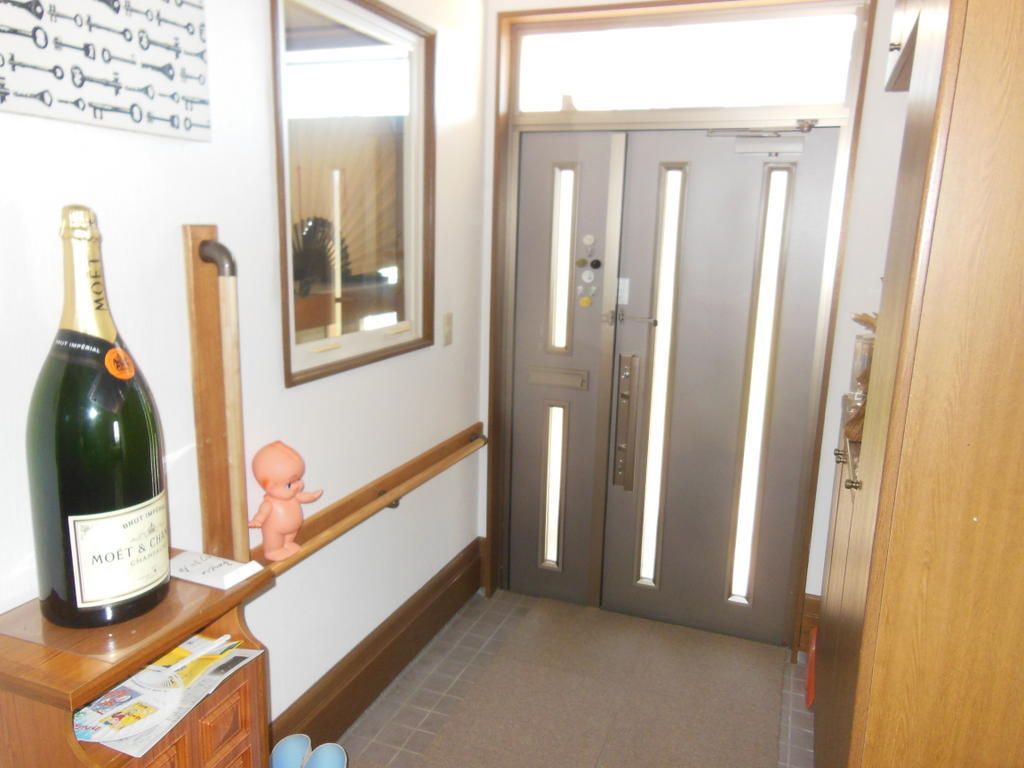 2LDK Single-Story House on 660sqm Land in Noboribetsu, Hokkaido - Thumbnail 2