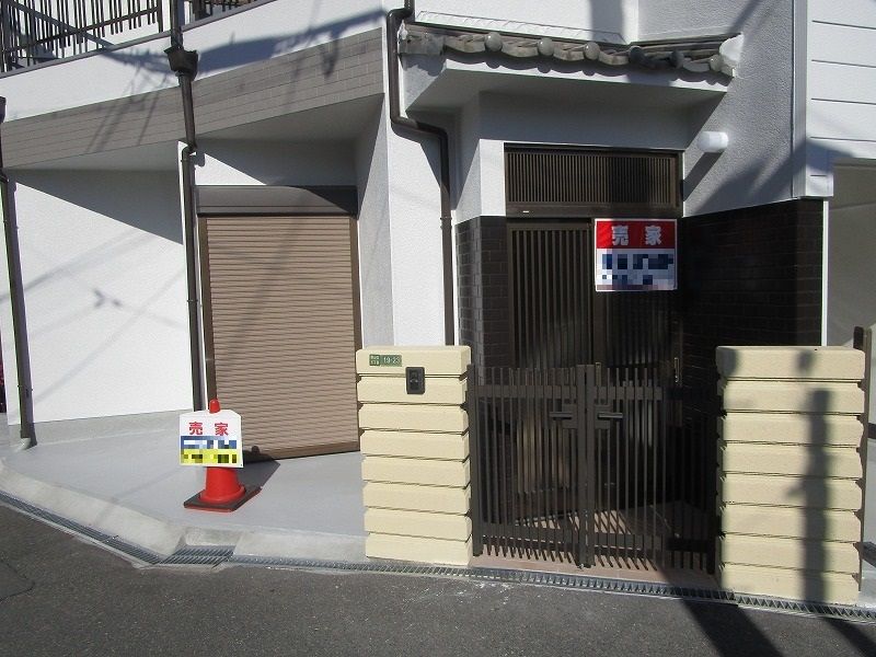 Renovated 5LDK House for Sale in Ikuno Ward, Osaka - Thumbnail 2