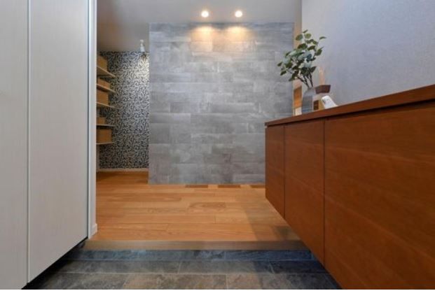 Sekisui Heim Model Home with Solar in Inami, Hyogo - Thumbnail 3