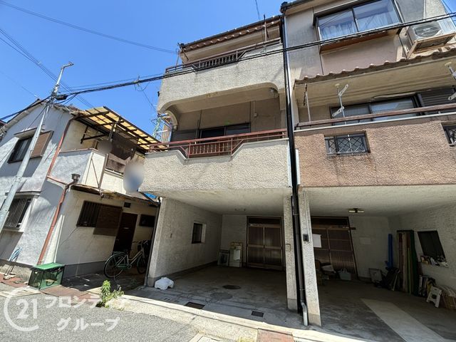 4DK House for Sale in Kadoma, Osaka - 70.32 sqm - Thumbnail 3