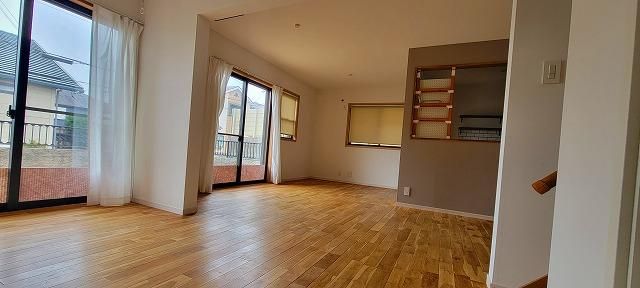 4LDK Detached House with Garden in Kobe Kita-ku | 2015 Build - Thumbnail 2