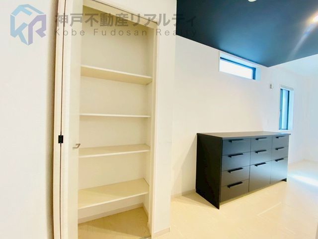 Modern 4LDK House in Kasumigaoka, Kobe - 2022 Build - Thumbnail 4