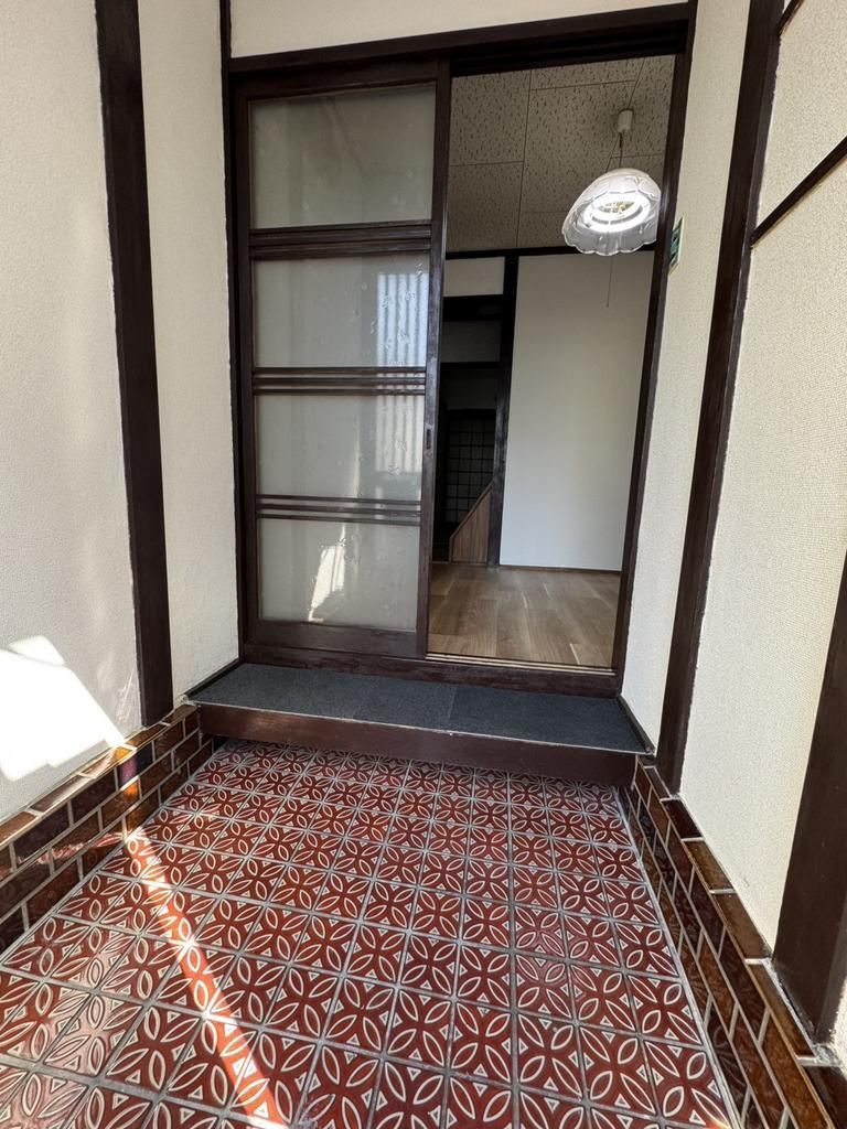 Renovated 3DK Terrace House for Sale in Kadoma, Osaka - Thumbnail 3