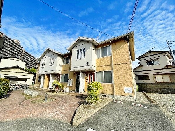 2LDK Apartment for Rent in Kokura Minami-ku, Fukuoka - Thumbnail 3