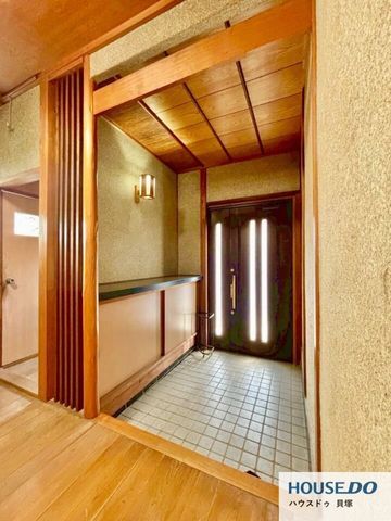 6DK Detached House for Sale in Kumatori, Osaka - 147.68 sqm - Thumbnail 2