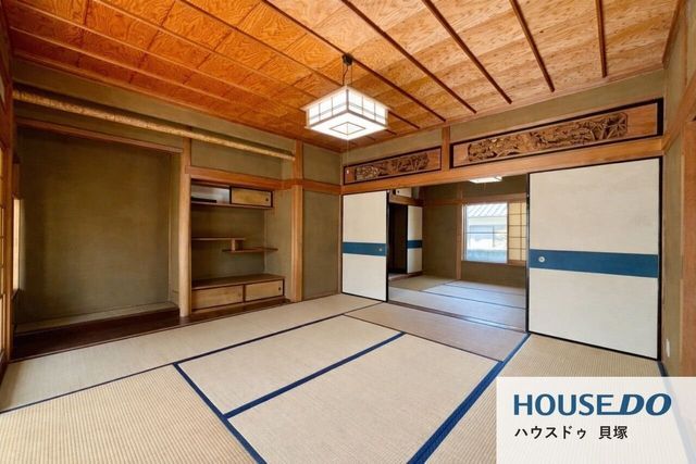 6DK Detached House for Sale in Kumatori, Osaka - 147.68 sqm - Thumbnail 3