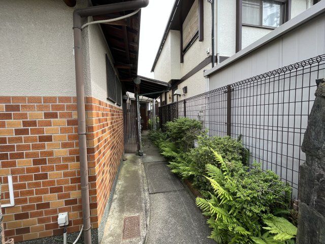 10SK House in Wakayama City 189m² 336m² Land - Thumbnail 3