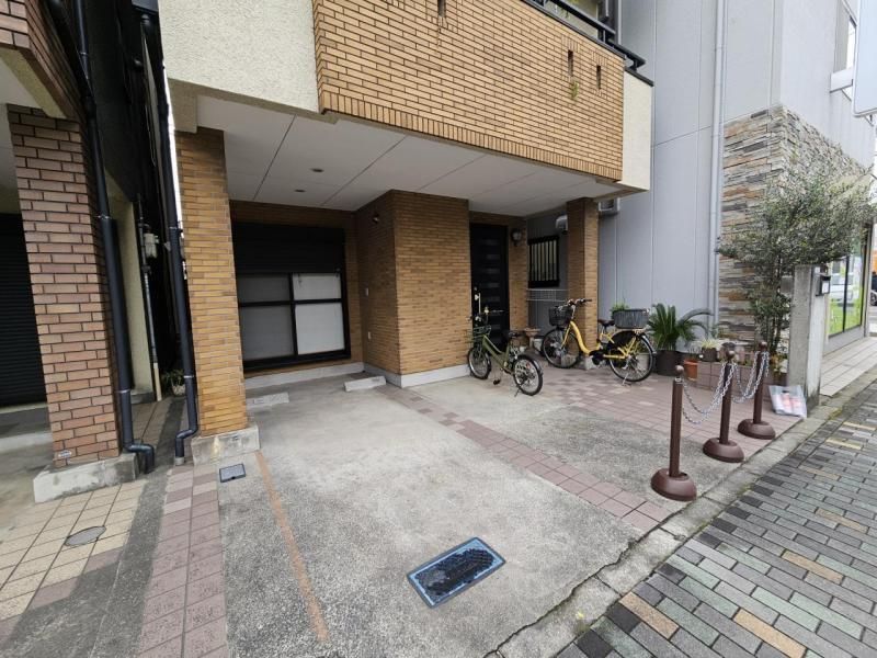 3LDK Steel-Framed House for Sale in Moriguchi, Osaka - Image 1