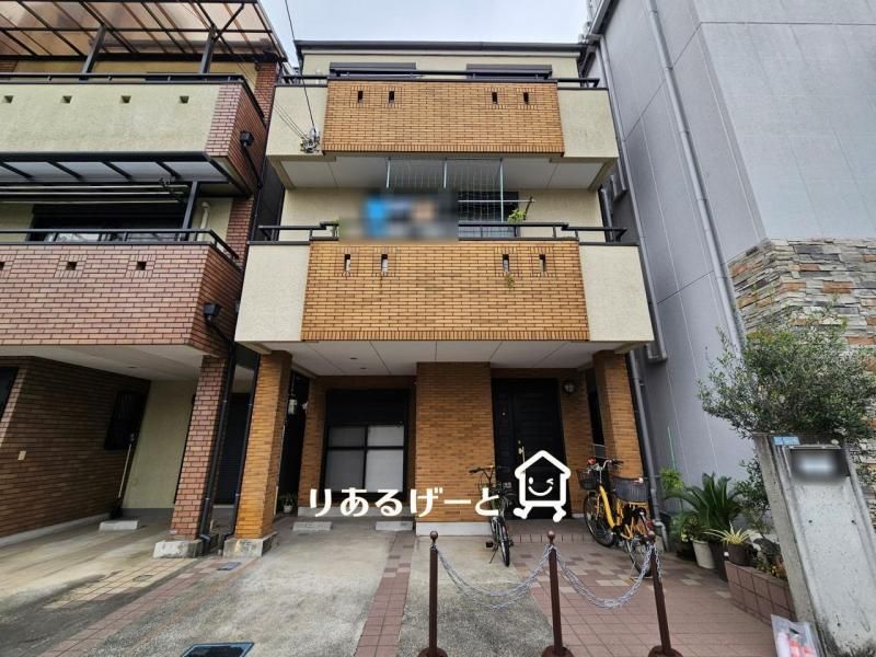 3LDK Steel-Framed House for Sale in Moriguchi, Osaka - Thumbnail 2