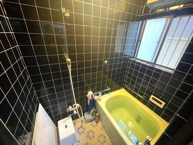 5DK House for Sale in Kuzuha, Hirakata, Osaka - 102.78 sqm - Thumbnail 4