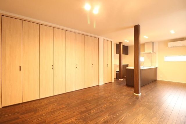 Renovated 2LDK House in Yokkaichi, Mie - 81.4 sqm - Thumbnail 3