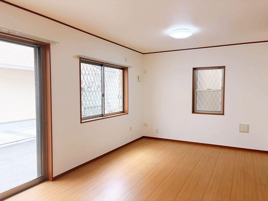 Renovated 4LDK Wooden House for Sale in Fujiidera, Osaka - Thumbnail 4