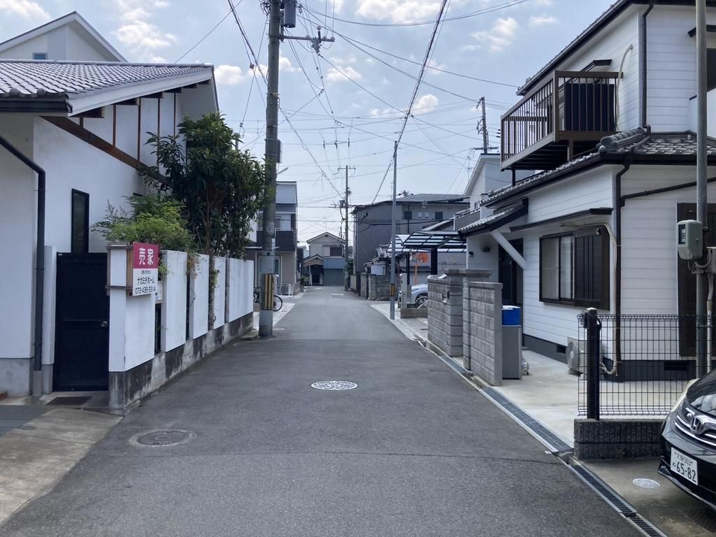 6LDK House for Sale Near Yato Station, Higashiosaka - Thumbnail 3