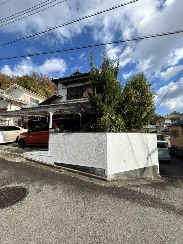 5DK House for Sale in Wakayama City Sonobe - 119.87m² - Thumbnail 2