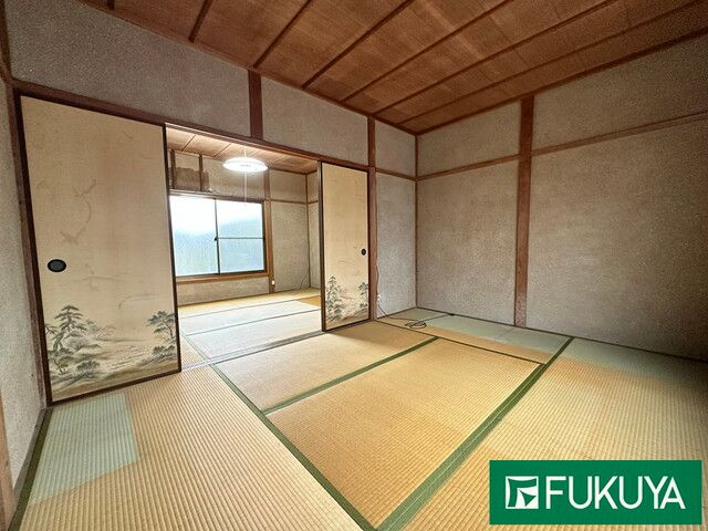 Used 4DK House for Sale in Higashiosaka, Osaka - 62.91 sqm - Thumbnail 3
