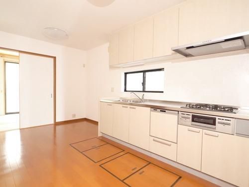 3-Story Wooden House for Sale in Tezukayama, Osaka - 5DK, 101.47㎡ - Thumbnail 4