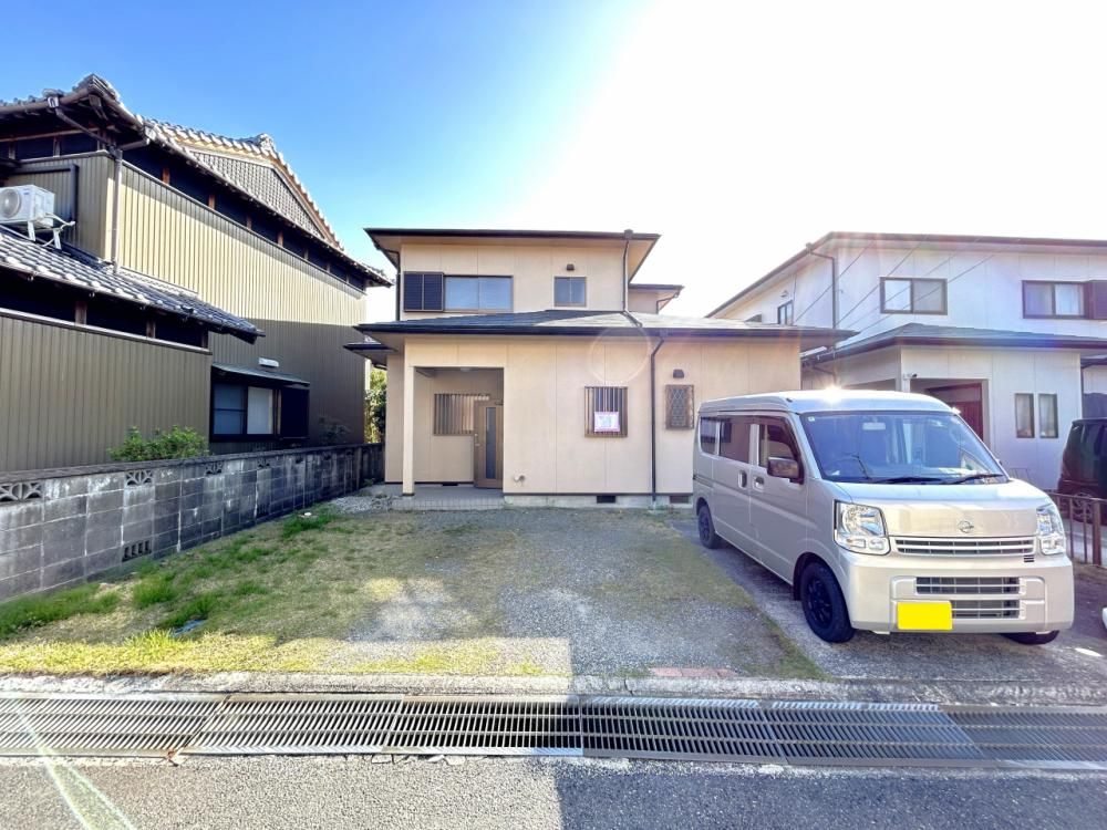 Renovated 5LDK House in Yokkaichi, Mie - 123 sqm with Garden - Thumbnail 2