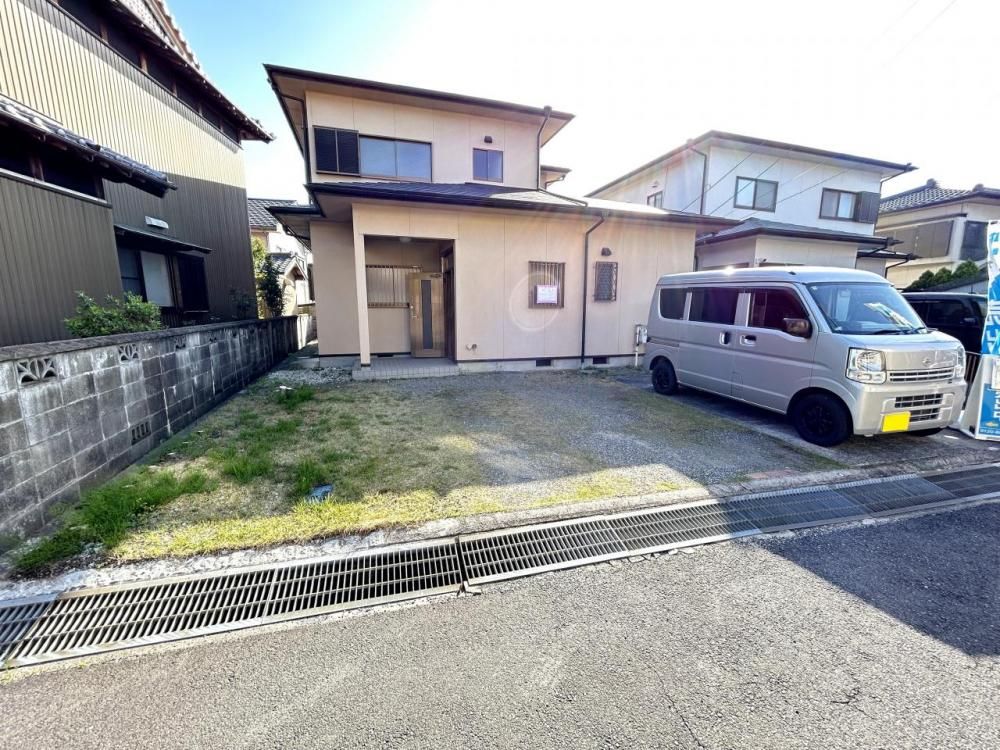 Renovated 5LDK House in Yokkaichi, Mie - 123 sqm with Garden - Thumbnail 3
