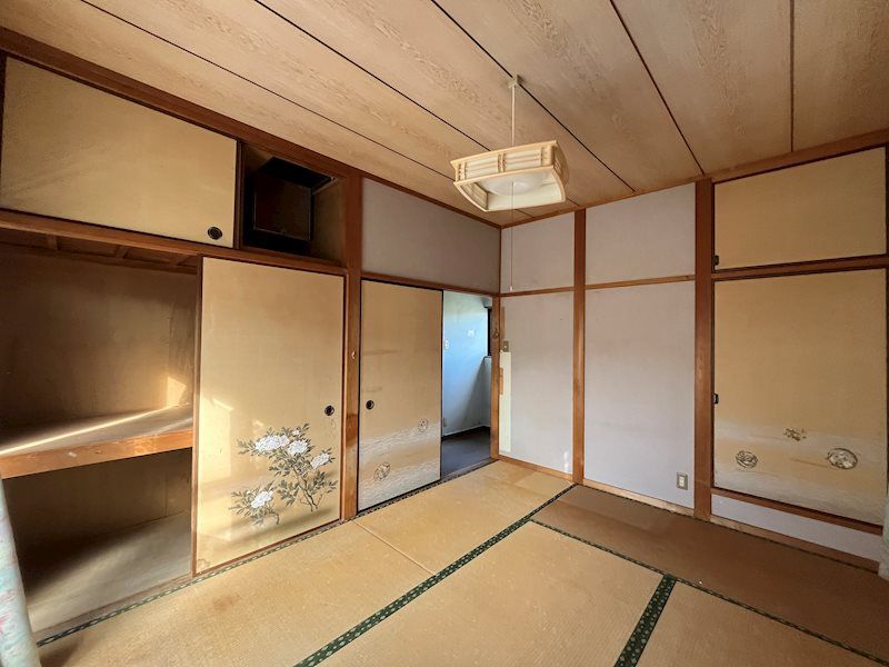2LDK Wooden House for Sale in Nagafu, Shimonoseki - Thumbnail 4