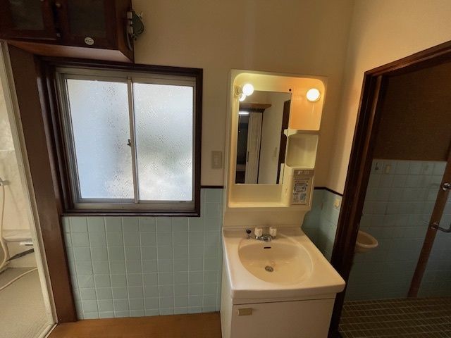 4DK House for Sale Near Himeji Station, Hyogo | Renovated Bath - Thumbnail 3