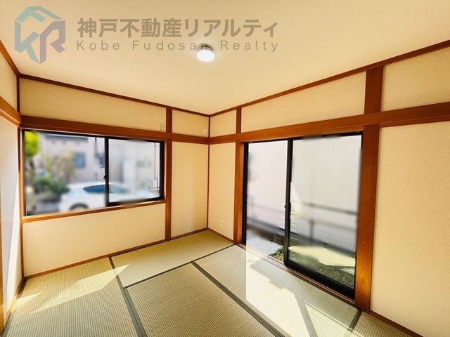 Renovated 4LDK House for Sale in Kobe Nishi Ward - Thumbnail 4