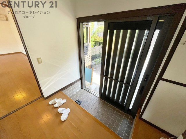 4LDK Used House for Sale in Ashiya, Hyogo - 115.67 sqm - Thumbnail 3
