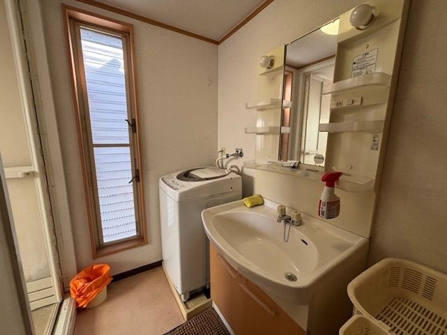 Shop & Residence for Sale Near Hyotan-yama Station, Higashiosaka - Thumbnail 2