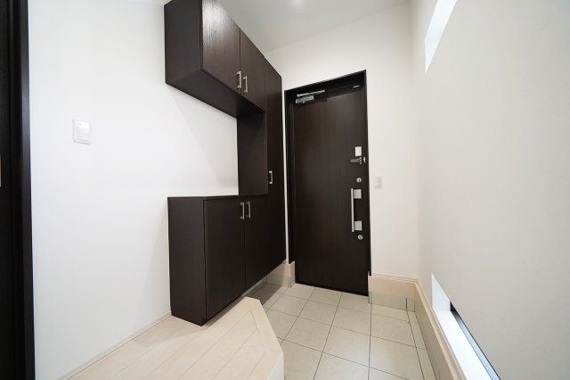 Modern 4LDK House with Study in Kishiwada, Osaka - Thumbnail 4