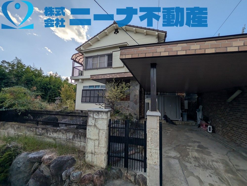 8LDK Detached House on 109 Tsubo Corner Lot in Habikino, Osaka - Thumbnail 2