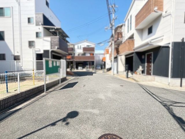 4LDK House for Sale in Kadoma City, Osaka - 123.79 sqm - Thumbnail 3