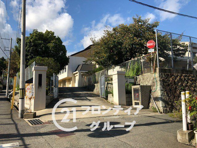 3LDK House for Sale in Suma Ward, Kobe - 2020 Build - Thumbnail 2