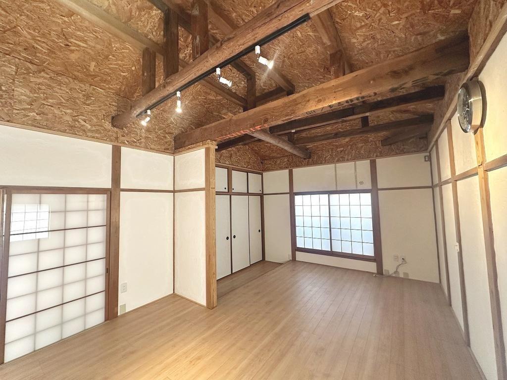 Renovated 3DK House for Sale in Izumi City, Osaka - Thumbnail 3