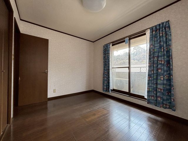 4SLDK House in Shimonoseki, Yamaguchi - 990万円 - Thumbnail 3