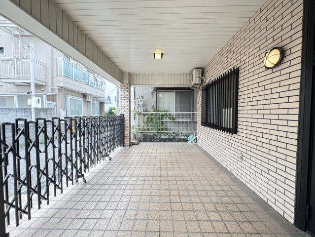 4-Story Steel House in Kobe Central Ward, 3SLDK, Near Kasuganomichi Station - Thumbnail 2