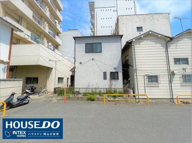 2DK House for Sale in Kita Ward, Okayama City Near Daunji-mae Station - Thumbnail 2