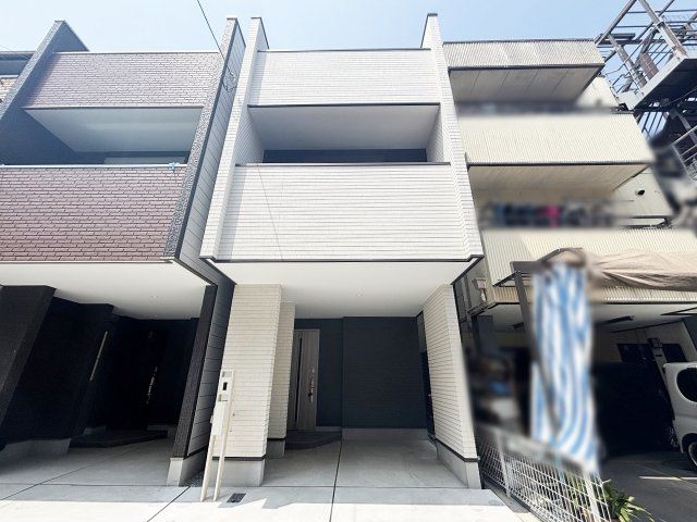 4LDK Newly Built House for Sale in Taisho Ward, Osaka - Thumbnail 2