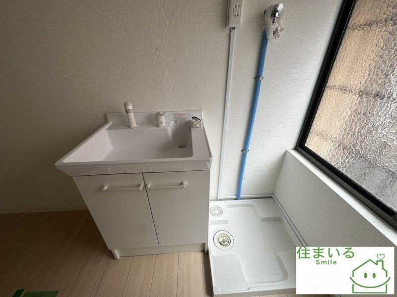 1LDK Terrace House for Sale Near Hozanji Station, Kashiwara - Thumbnail 4