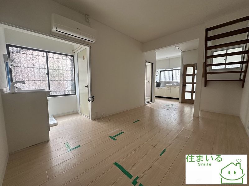 1LDK Terrace House for Sale Near Hozanji Station, Kashiwara - Thumbnail 2