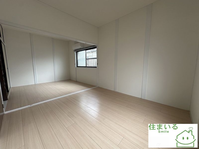 1LDK Terrace House for Sale Near Hozanji Station, Kashiwara - Thumbnail 3