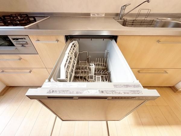 3LDK Family Home for Sale in Kobe Suma Ward, Hyogo - Thumbnail 4