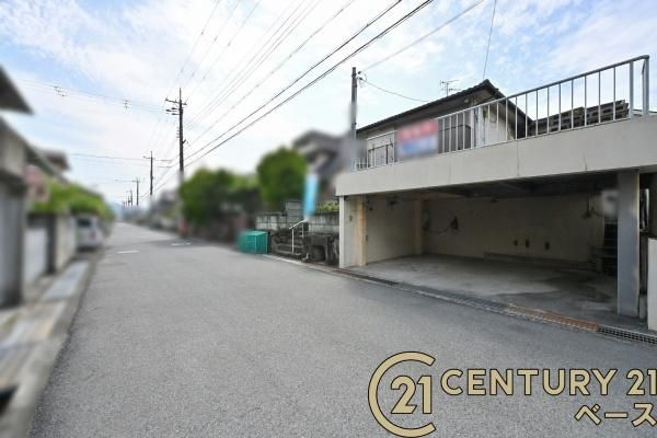 4LDK Detached House for Sale in Kanmaki-cho, Nara - Thumbnail 3