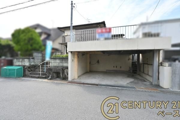 4LDK Detached House for Sale in Kanmaki-cho, Nara - Thumbnail 2
