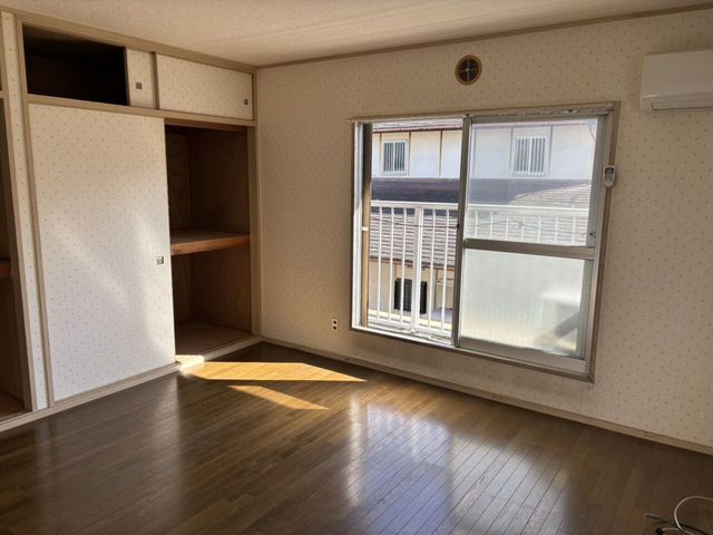 6DK RC Family Home for Sale in Izumi City, Osaka - Thumbnail 2