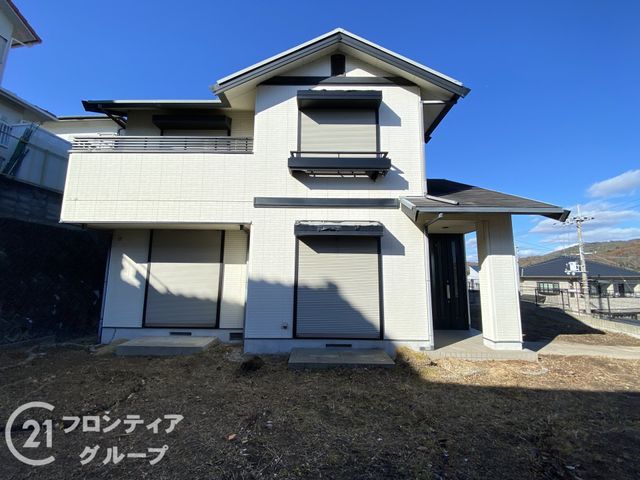 4LDK House for Sale in Kobe Nishi Ward, Hyogo | 109.3㎡ - Thumbnail 2