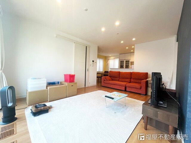 4LDK Lightweight Steel House with Solar Power in Kyotanabe, Kyoto - Thumbnail 3